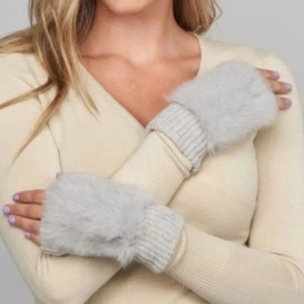 Jocelyn Grey  Faux Fur Fingerless Gloves